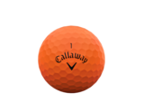 Oranje Callaway golfballen met logo, het logo van Callaway afgebeeld op de bal